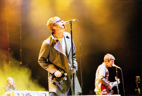 Oasis in concert